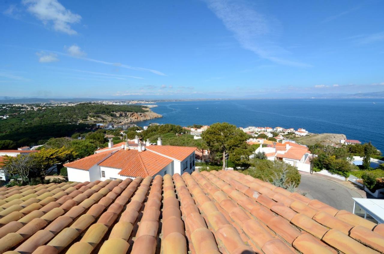 Villa Garbinell L'Escala Exterior photo